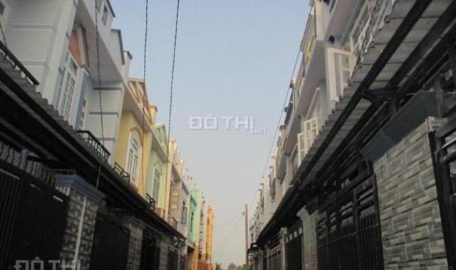 Bán dãy nhà phố ngay chợ Hưng Long, Bình Chánh, giá 480 triệu/căn