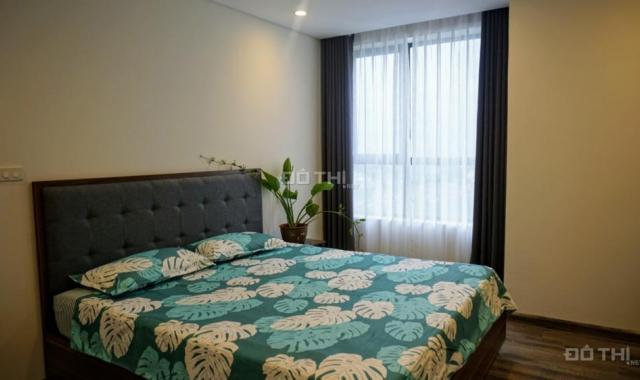 Cho thuê căn hộ chung cư Hà Nội Center Point, căn góc, tầng 20, 3PN, đủ nội thất. LH: 0974881589