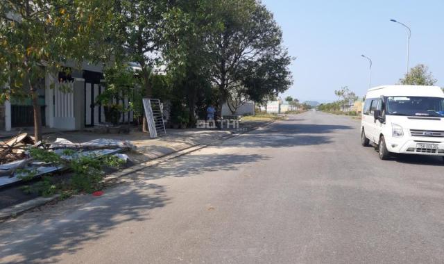 Bán đất 220m2 lô góc hai mặt tiền đường Nguyễn Gia Thiều, liền kề KĐT FPT. LH 0905882001