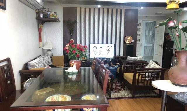 Bán căn hộ chung cư CT36 Bộ Quốc Phòng mặt phố Lê Trọng Tấn, 80m2, 2 PN, view đẹp, giá 30 tr/m2