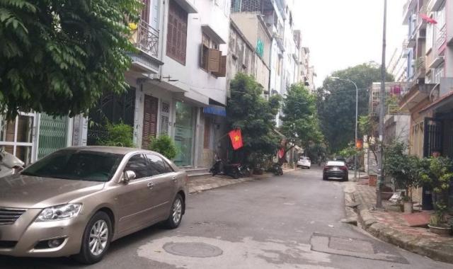 Nhà đẹp phân lô, ô tô đỗ cửa phố Lương Định Của 45m2, giá 5.48 tỷ