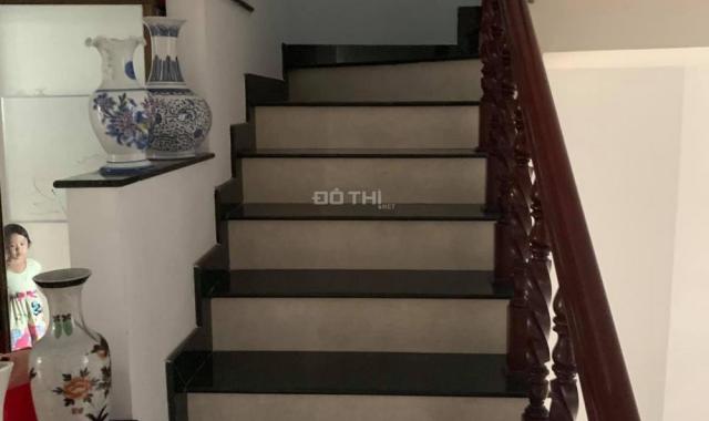 Bán nhà 1 trệt 2 lầu mặt tiền đường Số 2 KDC Hồng Phát, dt 90m2, sổ hồng, giá bán 6.95 tỷ