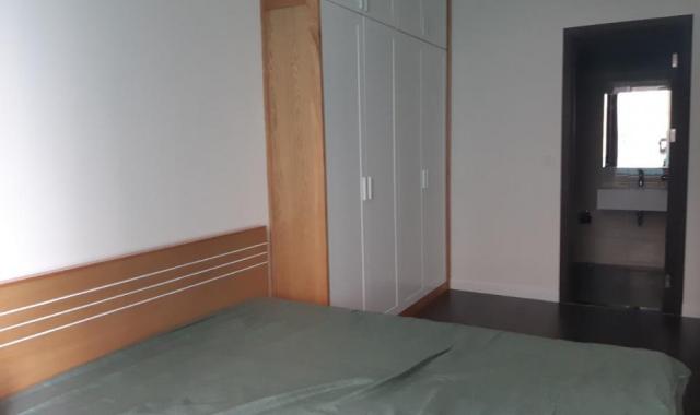 Bán gấp căn hộ cao cấp 2 phòng ngủ, The Tresor, 39 Bến Vân Đồn, 75m2, giá tốt, LH: 0947038118