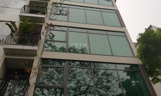 Bán tòa nhà 9 tầng mặt hồ Trúc Bạch - mặt phố Trấn Vũ