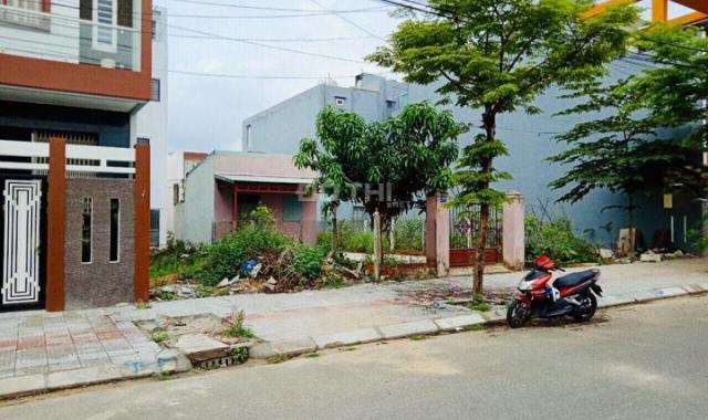 Bán đất đường Huỳnh Ngọc Đủ tặng ngay căn nhà cấp 4, gần cầu Nguyễn Tri Phương, giá chỉ 37,8tr/m2