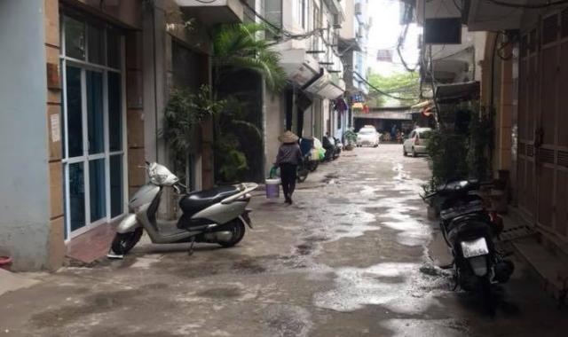 Bán gấp nhà ở Nguyễn Cảnh Dị, ngõ ô tô đỗ cửa