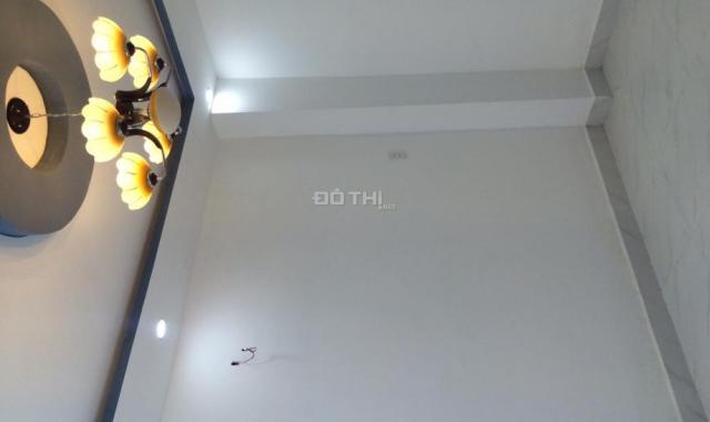 Nhà hẻm 251 Lê Quang Định, 4x5m, 1 lầu, nhà mới, NTCC, giá 2.6 tỷ
