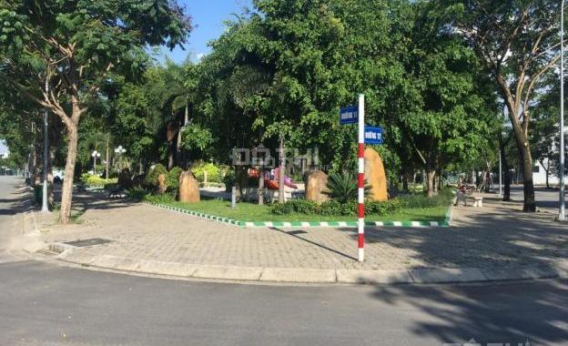 Kẹt tiền bán lô đất MT Nguyễn Thị Nhung, KĐT Vạn Phúc, diện tích 110m2, giá 3.8tỷ, 0919495949