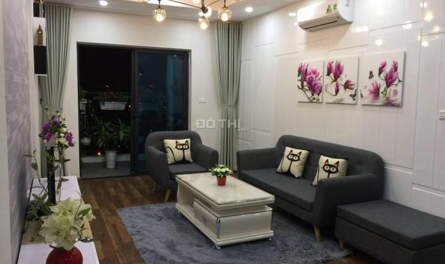Chính chủ cần cho thuê căn hộ CC Hà Nội Center Point Lê Văn Lương, 3PN, full đồ thiết kế, 15.5tr/th