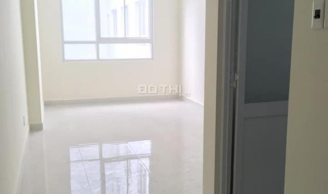 Căn hộ thuộc dự án Chánh Hưng - Bông Sao, block mới B1, diện tích 61m2, 2 phòng ngủ, 2WC, nhà trống