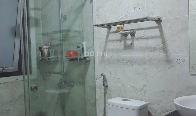 Bán nhà phố Lê Lợi, Hà Đông, S 40m2, 5 tầng, ô tô đỗ cửa, giá 3 tỷ có thương Lượng