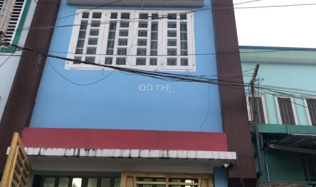 Bán nhà đường Vĩnh Phú 16, Thuận An, Bình Dương, 1 trệt, 1,5 lầu, 60m2, giá 3,25 tỷ. LH: 0938330313
