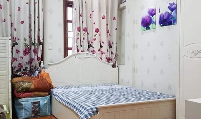 Cần bán nhà phố Hoàng Liệt, Hoàng Mai, 40m2, 5T, giá 2,93 tỷ. LH 0986 65 0968