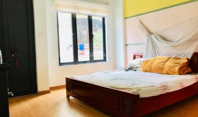 Nhà đẹp 3 tỷ - 4 tỷ - 5 tỷ nhiều lựa chọn. Khu vực Cầu Giấy, Nguyễn Khánh Toàn, Yên Hòa