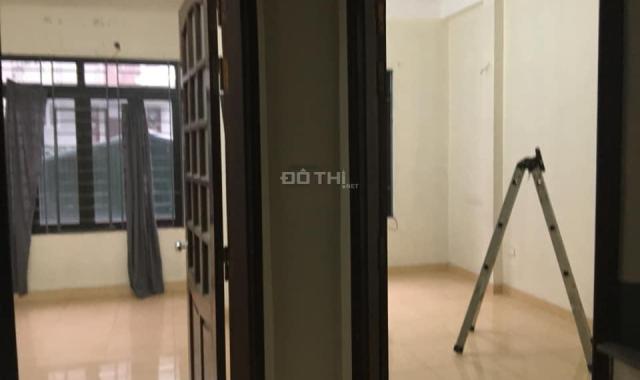 Bán nhà riêng Hồ Ba Mẫu, dt 34m2 x 5 tầng, giá chỉ hơn 7 tỷ