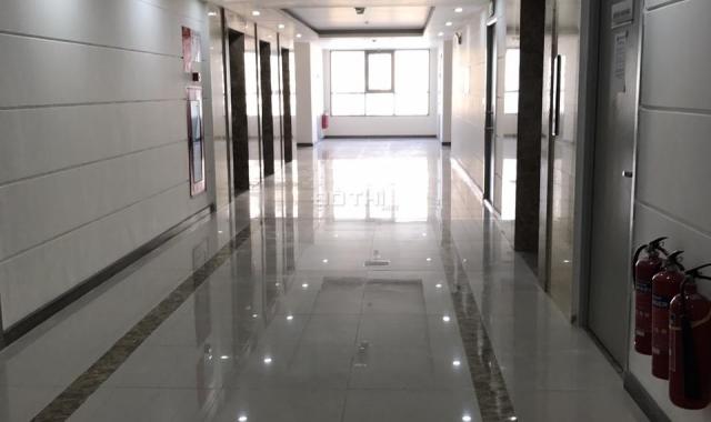 Căn hộ 3 phòng ngủ cao cấp, 97.8 m2, Handi Resco 83 Lê Văn Lương, ban công Đông Nam, nhận nhà ngay