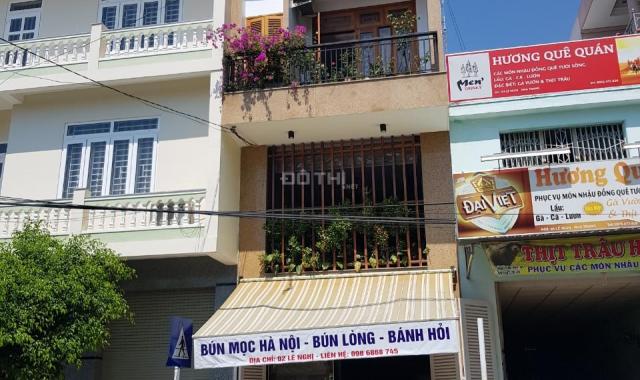 Cho thuê nhà nguyên căn 4 tầng, gần Điện Biên Phủ. LH: 0985.997.533