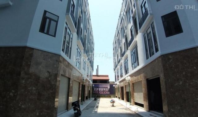 Nhượng lại căn Landcom Diamond Hà Đông, 61m2 x 5 tầng, mt 4,8m, hướng Tây Nam, 6.1 tỷ