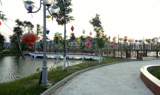 Bán đất biệt thự Xuân An, cách trung tâm TP Vinh 4km. Đối diện quảng trường, hồ nước, công viên