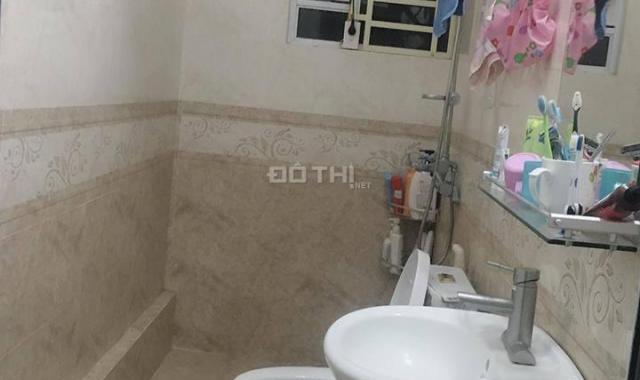 Hiếm quá! 1.65 tỷ bán nhà 5 tầng phố Trường Chinh, Đống Đa, 3pn