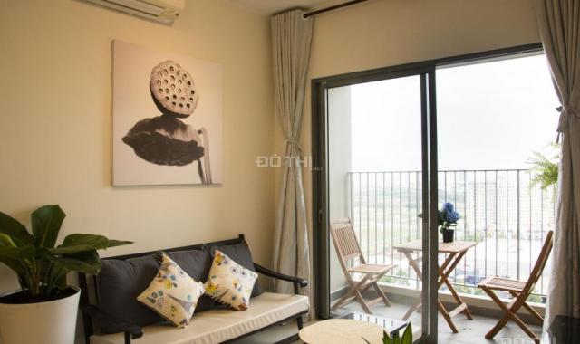 Cần bán gấp Masteri Thảo Điền, view nhìn thành phố, DT: 50m2, giá: 2.4 tỷ. Lh: Hoàng 0969.299.995