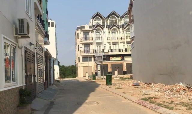 Bán nhà 1 trệt, 3 lầu mới xây, trên trục đường Hà Huy Giáp, quận 12, chỉ 4,75 tỷ/căn
