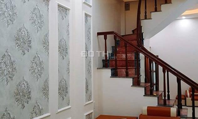 Mới đét: 38m2, 5 tầng, 6 phòng ngủ, phân lô, Nguyễn Viết Xuân, hơn 3 tỷ! LH: 0932108388