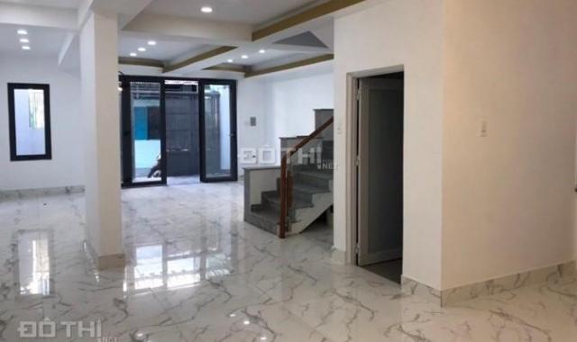 Bán gấp nhà (190m2) 1 trệt 2 lầu Bình Chánh, 2 tỷ 680 triệu