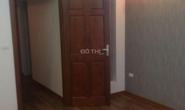 Bán nhà riêng ngõ 515 Hoàng Hoa Thám, dt 35 m2 x 5T mới tinh, giá 3,8 tỷ