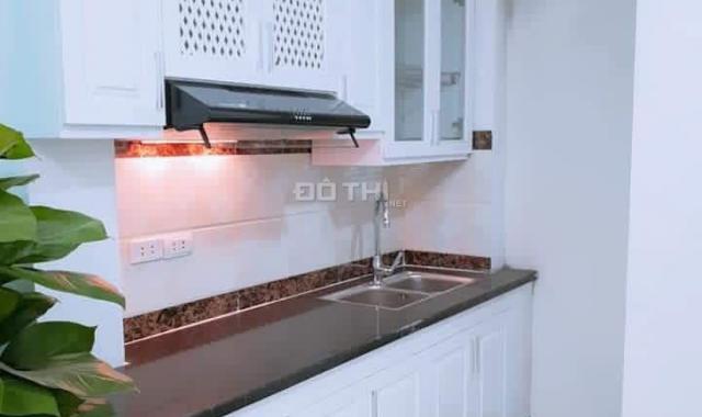 Nhỉnh 2 tỷ có ngay nhà mới phố Nguyễn Lương Bằng, Đống Đa, 25m2 x 5 tầng