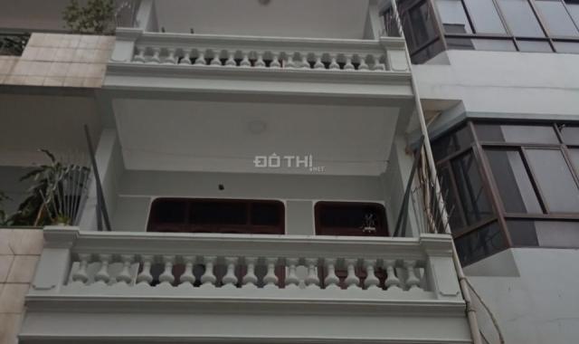 Cho thuê nhà riêng nguyên căn Duy Tân, 55m2 x 5T, ô tô đỗ cửa, để ở làm văn phòng