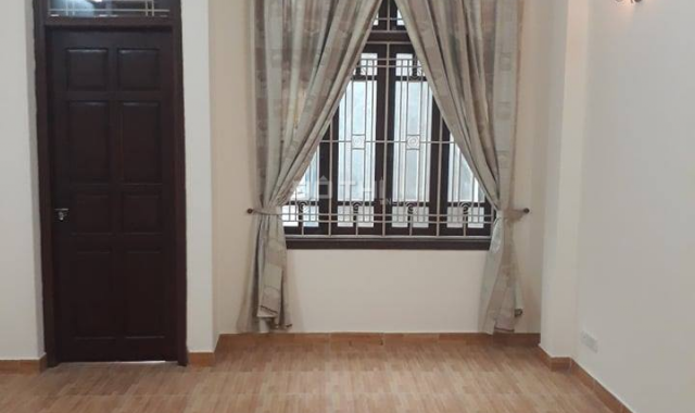 Nhà rẻ đẹp cần bán gấp ngõ phố Đại Cồ Việt, Hai Bà Trưng, 30m2, 2.9 tỷ