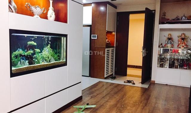 Tôi là chính chủ cần bán nhanh căn 95m2, giá: 2.7 tỷ chung cư Hòa Bình Green City. LH: 0983533123