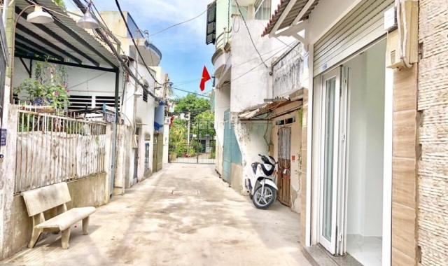 Bán nhà riêng tại đường Huỳnh Tấn Phát, P. Phú Thuận, Quận 7, Hồ Chí Minh DTSD 54m2, giá 2.85 tỷ