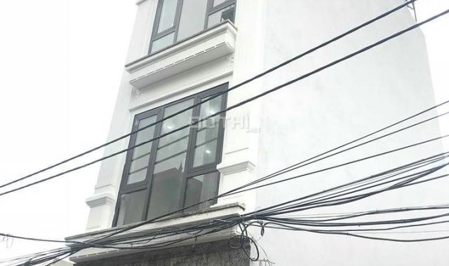 Cần bán nhà 4 tầng mới hoàn thiện Tình Quang, Giang Biên, 35m2, giá: 2,55 tỷ. LH: 0984.373.362