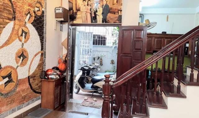 Bán nhà đường Tân Mai, Hoàng Mai, hơn 3 tỷ, 4T x 45m2, nhà mới