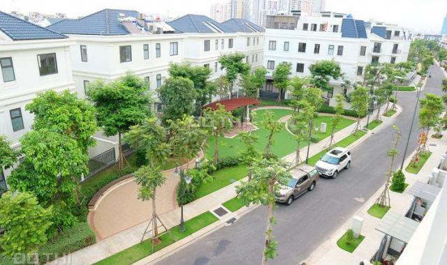 Do công việc nên bán gấp căn nhà phố Lakeview City Q2, vị trí đẹp, giá 11,8 tỷ. Lh: 0934119697