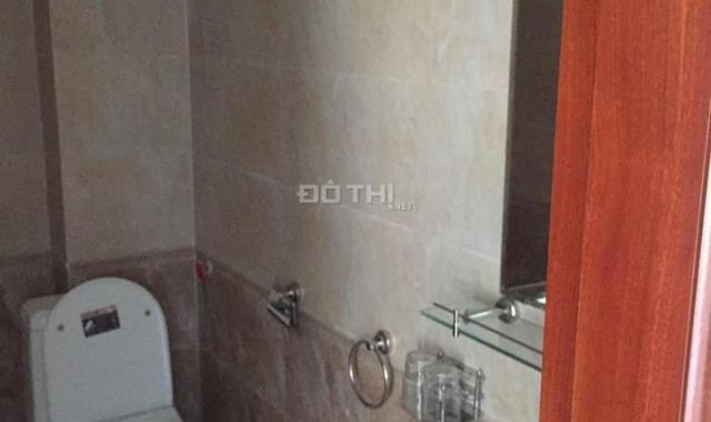 Bán nhà gần chợ Ngọc Thụy, Long Biên, DT: 35m2, giá: 2,6 tỷ. LH: 097.190.2576