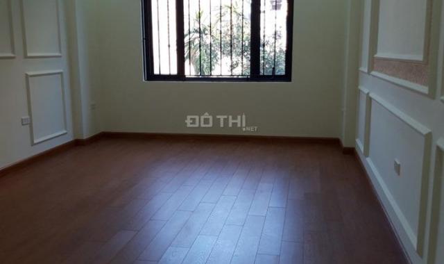 0969363054 bán nhà Trần Thái Tông, Cầu Giấy, 50m2x5T, ra đường lớn 70m, giá 4.85 tỷ