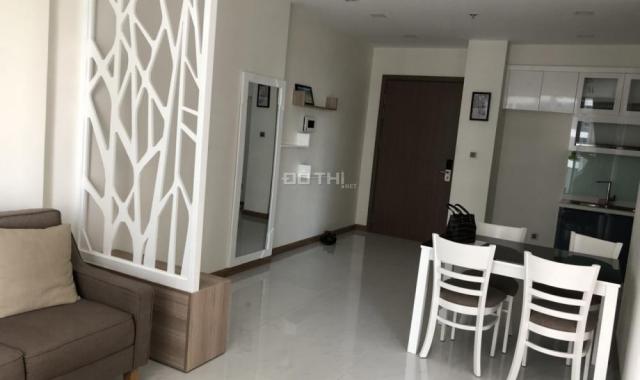 Cho thuê 3 PN Vinhomes Tân Cảng DT 118m2, giá 21 triệu/tháng. LH xem nhà 0931335551