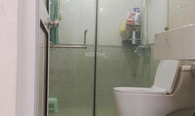 Chính chủ bán nhà ngõ 100, Hoàng Quốc Việt, Cầu Giấy. DT 70m2 x 5T, giá 10.5 tỷ