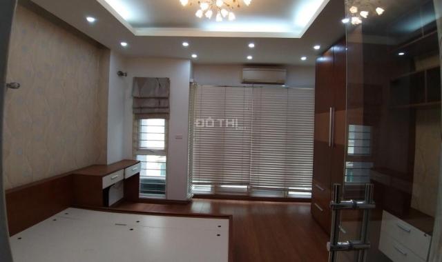 Bán nhà Trung Hòa, Cầu Giấy, DT 52m2 x 5 tầng, ngõ thông hai ô tô tránh nhau có vỉa hè