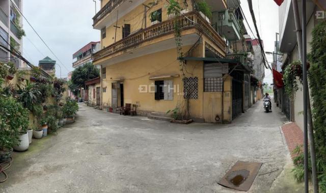 Bán gấp nhà ngõ 55 đường Lý Sơn, quận Long Biên, Hà Nội