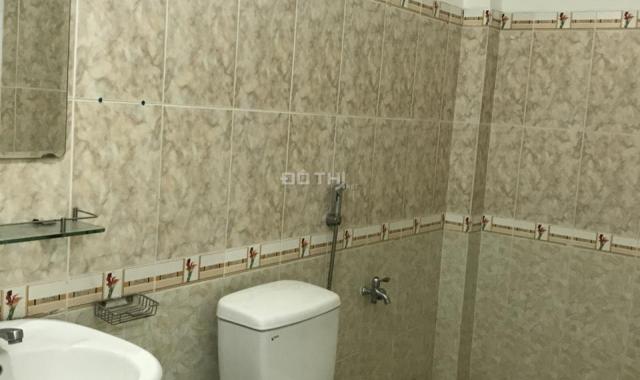 Nhà đẹp, sân ô tô, hẻm 1135 Huỳnh Tấn Phát, Quận 7. DT 4x20m, 3 tầng, giá 4.68 tỷ