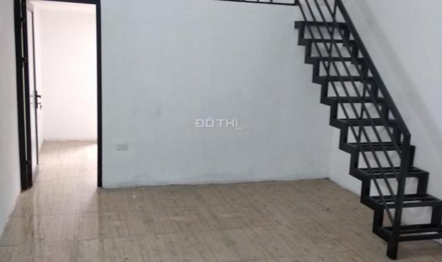 Bán nhà tập thể Thuốc Lá Thăng Long tầng 2, mặt đường Nguyễn Trãi