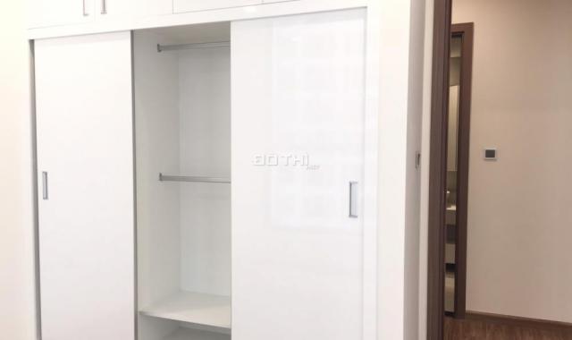 0975897169 Cần bán gấp căn 2PN, 2WC, nt cơ bản, giá 2.1 tỷ bao hết phí, DT: 59m2 tại Green Bay