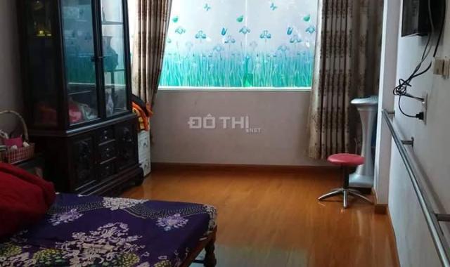 Bán nhà ở Gốc Đề, Minh Khai, 4 tầng, 3.95 tỷ, đang cho thuê kinh doanh salon tóc. LH 0373707936