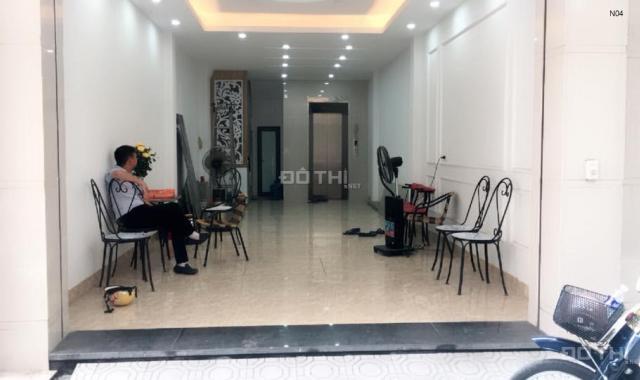 Bán nhà Thịnh Quang, Ngã Tư Sở, ô tô vào nhà, thang máy. Giá 6.5 tỷ