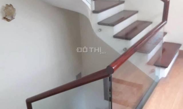 Bán nhà đẹp Ngọc Lâm 45m2, 4 tầng, mặt tiền 3.5m, giá 3.95 tỷ. Ngõ ô tô, phân lô