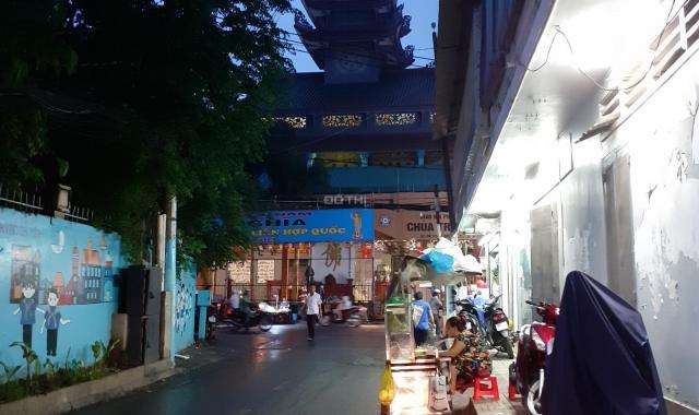 Nhà lô góc ngay chợ An Nhơn, Phường 6, Gò Vấp, dt 4.6m x 10m, giá 3 tỷ